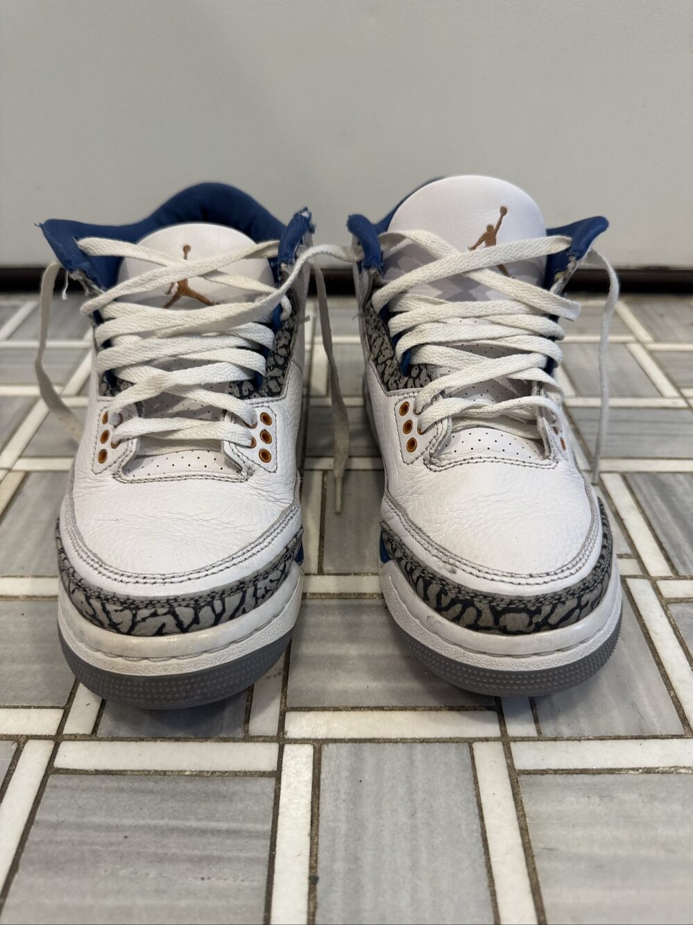 Kid's Air Jordan 3 Retro Wizards GS Basketball Shoes - White/True Blue - Size 5Y